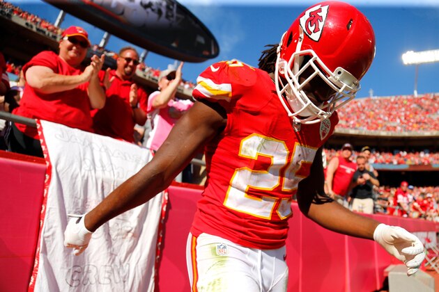 KANSAS CITY, MO - OCTOBER 26:   Jamaal Charles #25 of the Kansas City Chiefs celebrates scoring a touchdown against the St. Louis Rams during the second half at Arrowhead Stadium on October 26, 2014 in Kansas City, Missouri.  (Photo by Kyle Rivas/Getty Images)