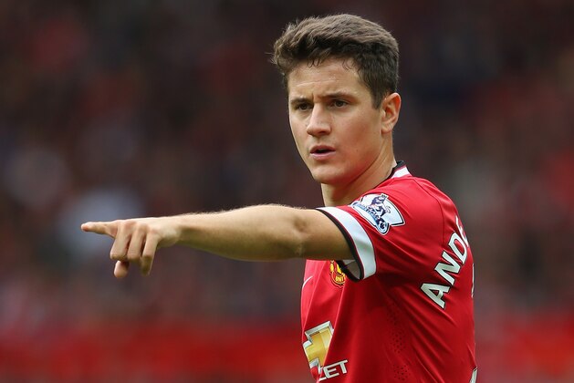 MANCHESTER, ENGLAND - AUGUST 16:  Ander Herrera of Manchester United  gestures during the Barclays Premier League match between Manchester United and Swansea City at Old Trafford on August 16, 2014 in Manchester, England.  (Photo by Alex Livesey/Getty Images)