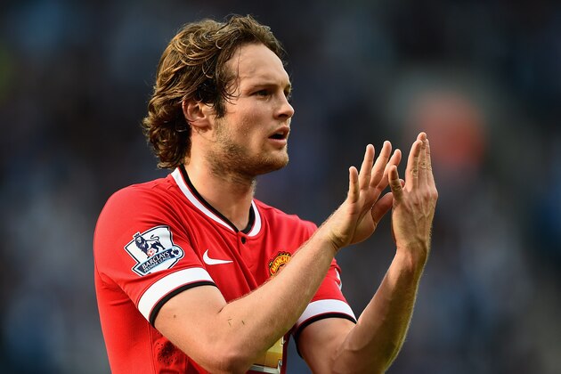 MANCHESTER, ENGLAND - NOVEMBER 02:  Daley Blind of Manchester United in action during the Barclays Premier League match between Manchester City and Manchester United at Etihad Stadium on November 2, 2014 in Manchester, England.  (Photo by Laurence Griffiths/Getty Images)