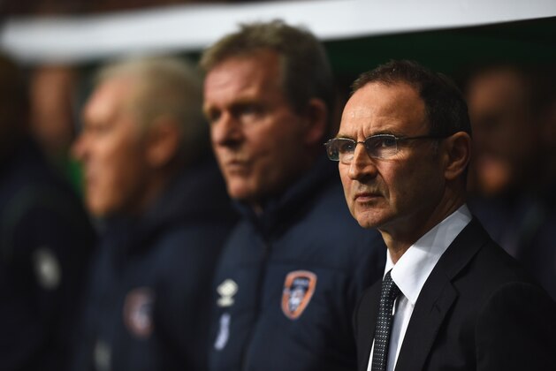 GLASGOW, SCOTLAND - NOVEMBER 14:  Martin O'Neill manager of the Republic of Ireland (R) looks on prior to the EURO 2016 Group D Qualifier match between Scotland and Republic of Ireland at Celtic Park on November 14, 2014 in Glasgow, Scotland.  (Photo by Laurence Griffiths/Getty Images)