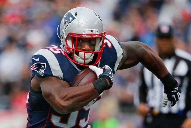 Oct 26, 2014; Foxborough, MA, USA; New England Patriots running back Jonas Gray (35) runs the ball during the second half of New England's 51-23 over the Chicago Bears win at Gillette Stadium. Mandatory Credit: Winslow Townson-USA TODAY Sports