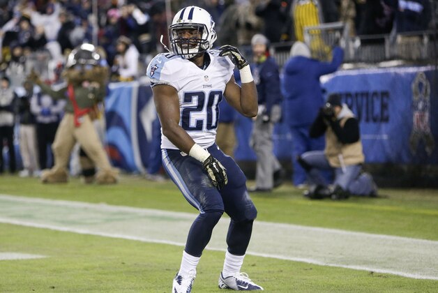 Tennessee Titans running back Bishop Sankey celebrates after scoring a touchdown against the Pittsburgh Steelers in the first half of an NFL football game Monday, Nov. 17, 2014, in Nashville, Tenn. (AP Photo/Wade Payne)