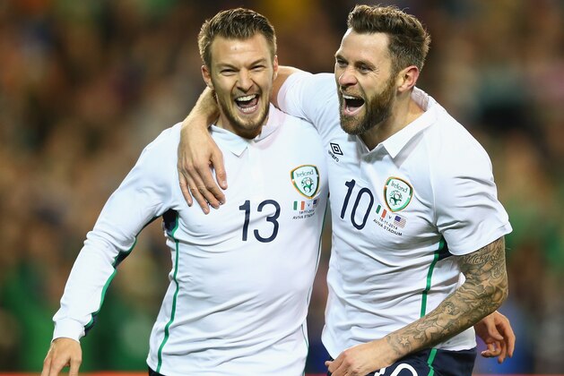 DUBLIN, IRELAND - NOVEMBER 18:  Anthony Pilkington (L) of Ireland celebrates scoring his sides opening goal with Daryl Murphy (R) during the International Friendly match between the Republic of Ireland and USA at the Aviva Stadium on November 18, 2014 in Dublin, Ireland.  (Photo by Michael Steele/Getty Images)