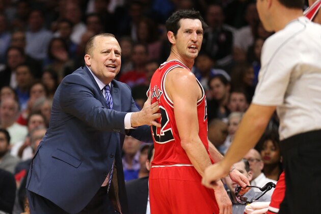 LOS ANGELES, CA - NOVEMBER 17:  Head coach Tom Thibodeau of the the Chicago Bulls intervenes after Kirk Hinrich #12 was called for a technical foul against the Los Angeles Clippers at Staples Center on November 17, 2014 in Los Angeles, California. The Bulls won 105-89.  NOTE TO USER: User expressly acknowledges and agrees that, by downloading and or using this photograph, User is consenting to the terms and conditions of the Getty Images License Agreement.  (Photo by Stephen Dunn/Getty Images)