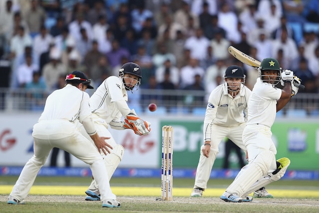 DUBAI, UNITED ARAB EMIRATES - NOVEMBER 21:  Asad Shafiq of Pakistan bats during day five of the second test between Pakistan and New Zealand at Dubai International Stadium on November 21, 2014 in Dubai, United Arab Emirates.  (Photo by Francois Nel/Getty Images)