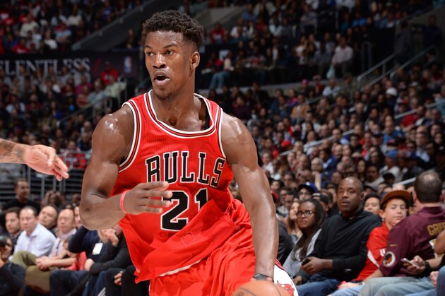 LOS ANGELES, CA - NOVEMBER 17: Jimmy Butler #21 of the Chicago Bulls drives against the Los Angeles Clippers on November 17, 2014 in Los Angeles, California. NOTE TO USER: User expressly acknowledges and agrees that, by downloading and/or using this Photograph, user is consenting to the terms and conditions of the Getty Images License Agreement. Mandatory Copyright Notice: Copyright 2014 NBAE (Photo by Andrew D. Bernstein/NBAE via Getty Images)