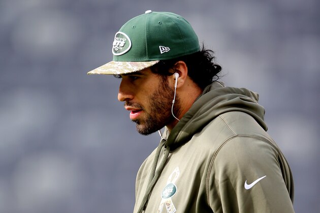 EAST RUTHERFORD, NJ - NOVEMBER 09: Tight end Jace Amaro #88 of the New York Jets warms up before a game against the Pittsburgh Steelers at MetLife Stadium on November 9, 2014 in East Rutherford, New Jersey.  (Photo by Elsa/Getty Images)