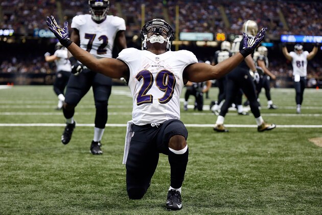 NEW ORLEANS, LA - NOVEMBER 24:  Justin Forsett #29 of the Baltimore Ravens celebrates a touchdown during the second quarter of a game against the New Orleans Saints at the Mercedes-Benz Superdome on November 24, 2014 in New Orleans, Louisiana.  (Photo by Wesley Hitt/Getty Images)