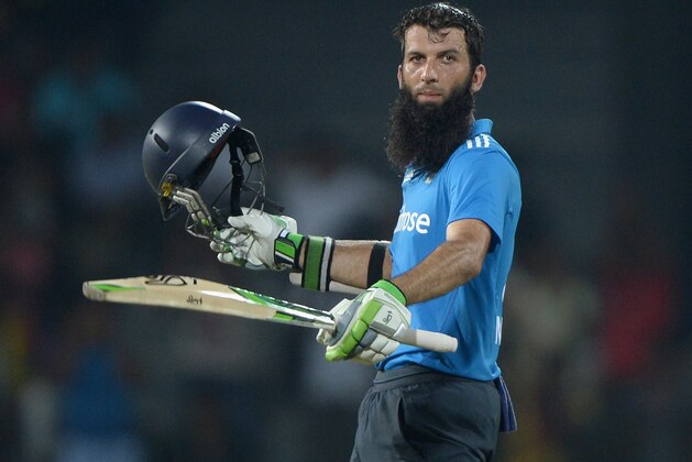 COLOMBO, SRI LANKA - NOVEMBER 26:  Moeen Ali of England salutes the crowd after reaching his century during the 1st One Day International between Sri Lanka and England at R. Premadasa Stadium on November 26, 2014 in Colombo, Sri Lanka.  (Photo by Gareth Copley/Getty Images)