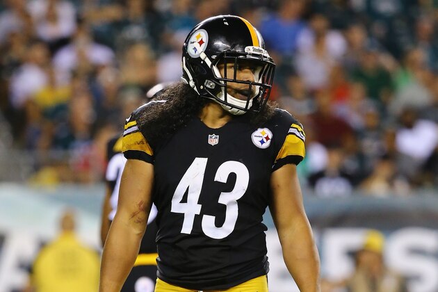 PHILADELPHIA, PA - AUGUST 21:  Troy Polamalu #43 of the Pittsburgh Steelers in action against the Philadelphia Eagles during their Pre Season game at Lincoln Financial Field on August 21, 2014 in Philadelphia, Pennsylvania.  (Photo by Al Bello/Getty Images)
