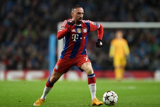 MANCHESTER, ENGLAND - NOVEMBER 25:  Franck Ribery of Bayern Muenchen controls the ball during the UEFA Champions League Group E match between Manchester City and FC Bayern Muenchen at the Ethad Stadium on November 25, 2014 in Manchester, United Kingdom.  (Photo by Michael Regan/Getty Images)