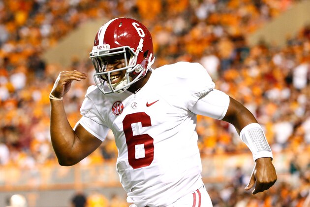 KNOXVILLE, TN - OCTOBER 25:  Blake Sims #6 of the Alabama Crimson Tide celebrates after passing for a touchdown against the Tennessee Volunteers at Neyland Stadium on October 25, 2014 in Knoxville, Tennessee.  (Photo by Kevin C. Cox/Getty Images)