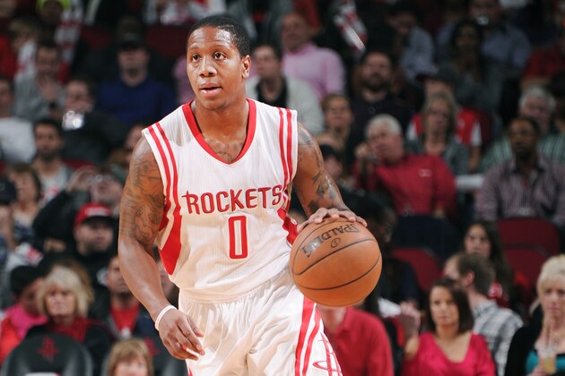 HOUSTON, TX -  NOVEMBER 28: Isaiah Canaan #0 of the Houston Rockets drives down the court against the Los Angeles Clippers during the game on November 28, 2014 at Toyota Center in Houston, Texas. NOTE TO USER: User expressly acknowledges and agrees that, by downloading and or using this Photograph, user is consenting to the terms and conditions of the Getty Images License Agreement. Mandatory Copyright Notice: Copyright 2014 NBAE (Photo by Bill Baptist/NBAE via Getty Images)