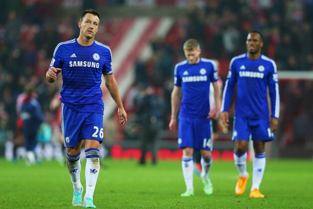 SUNDERLAND, ENGLAND - NOVEMBER 29:  (L-R) John Terry, Andre Schuerrle and Didier Drogba of Chelsea look on after the Barclays Premier League match between Sunderland and Chelsea at Stadium of Light on November 29, 2014 in Sunderland, England.  (Photo by Alex Livesey/Getty Images)