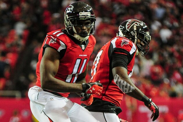 ATLANTA, GA - NOVEMBER 30: Julio Jones #11 celebtates a touchdown with Harry Douglas #83 of the Atlanta Falcons during the first half against the Arizona Cardinals at the Georgia Dome on November 30, 2014 in Atlanta, Georgia.  (Photo by Scott Cunningham/Getty Images)