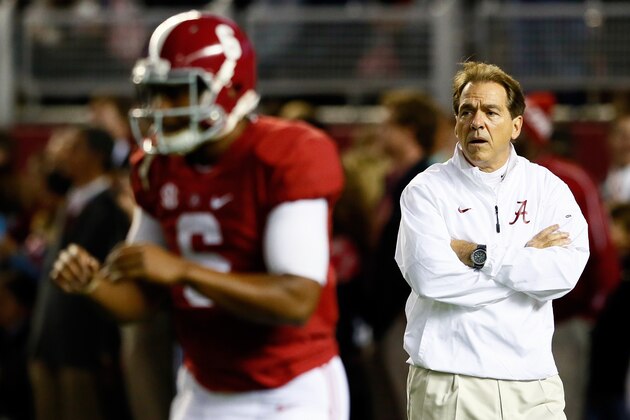 TUSCALOOSA, AL - NOVEMBER 29:  Head coach Nick Saban watches as Blake Sims #6 of the Alabama Crimson Tide throws a pass during warm-ups prior to the Iron Bowl against the Auburn Tigers at Bryant-Denny Stadium on November 29, 2014 in Tuscaloosa, Alabama.  (Photo by Kevin C. Cox/Getty Images)