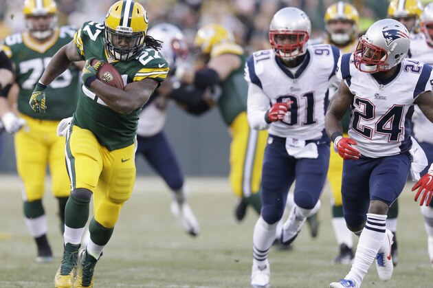 Green Bay Packers' Eddie Lacy breaks away for a 24-yard run during the first half of an NFL football game against the New England Patriots Sunday, Nov. 30, 2014, in Green Bay, Wis. (AP Photo/Tom Lynn) Green Bay Packers' Eddie Lacy breaks away for a 24-yard run during the first half of an NFL football game against the New England Patriots Sunday, Nov. 30, 2014, in Green Bay, Wis. (AP Photo/Tom Lynn)