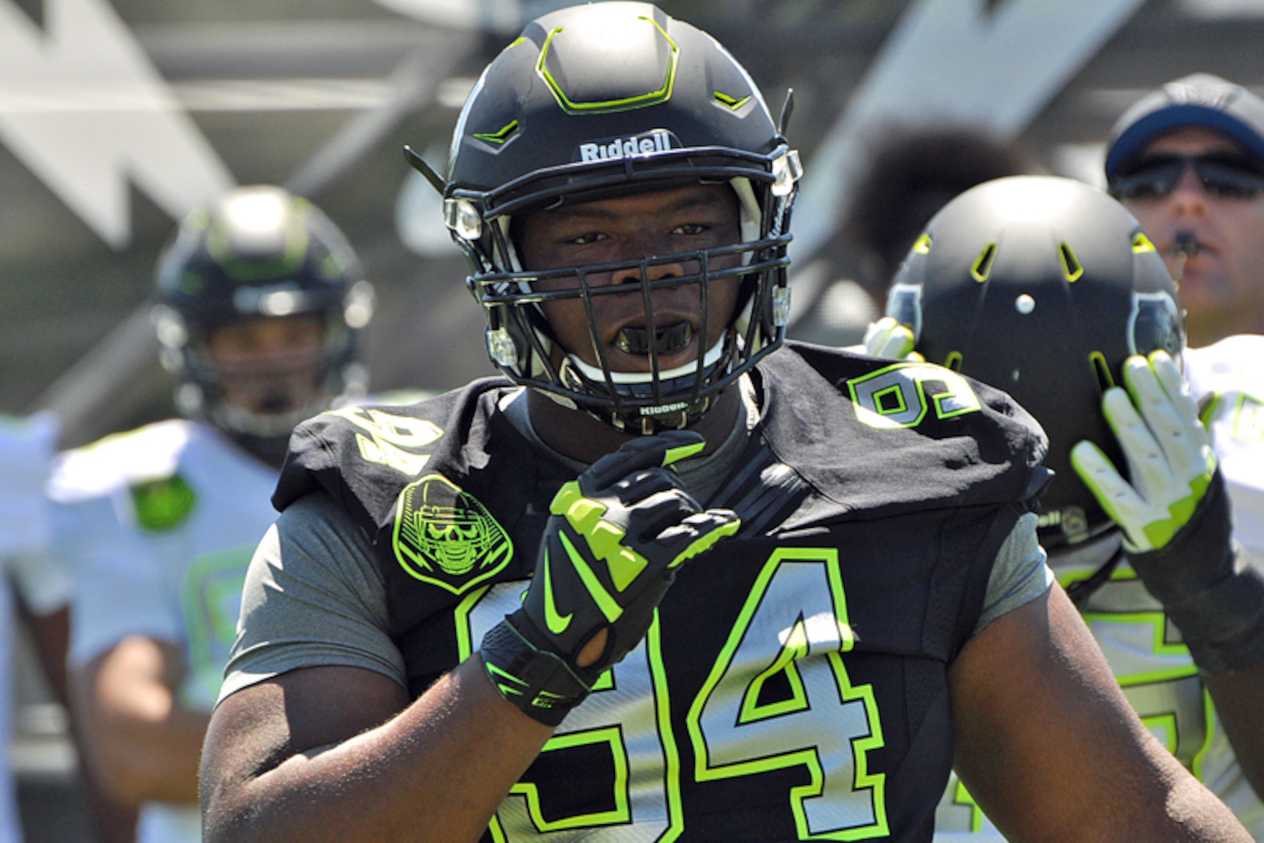 Alabama and Auburn are the main contenders for 2015 5-Star DT Daron Payne, who will announce his commitment during the Under Armour All-America Game.