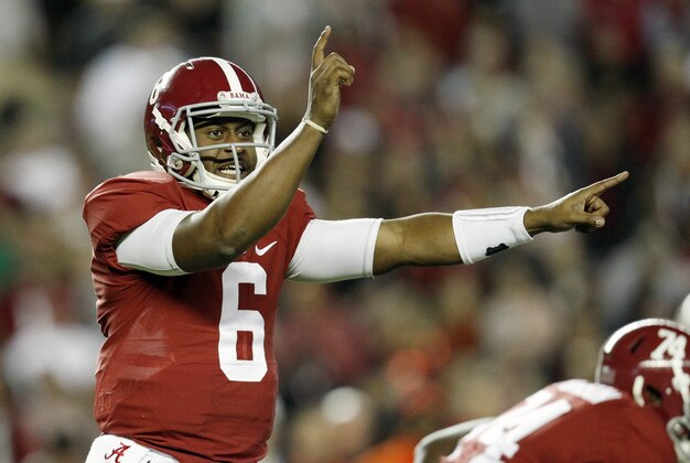 Nov 29, 2014; Tuscaloosa, AL, USA; Alabama Crimson Tide quarterback Blake Sims (6) motions at the line of scrimmage against the Auburn Tigers in the second quarter at Bryant-Denny Stadium. Mandatory Credit: Marvin Gentry-USA TODAY Sports