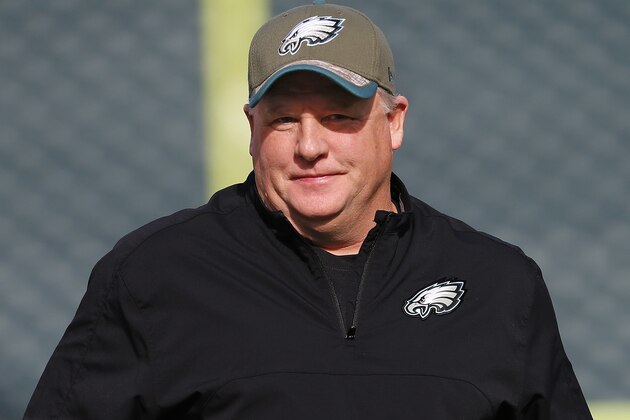 PHILADELPHIA, PA - NOVEMBER 23: Head coach Chip Kelly of the Philadelphia Eagles gestures during warm ups before a football game  against the Tennessee Titans at Lincoln Financial Field on November 23, 2014 in Philadelphia, Pennsylvania. (Photo by Rich Schultz /Getty Images)