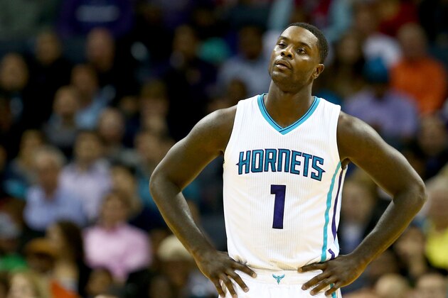 CHARLOTTE, NC - NOVEMBER 24:  Lance Stephenson #1 of the Charlotte Hornets reacts to a call against the Los Angeles Clippers during their game at Time Warner Cable Arena on November 24, 2014 in Charlotte, North Carolina.
NOTE TO USER: User expressly acknowledges and agrees that, by downloading and or using this photograph, User is consenting to the terms and conditions of the Getty Images License Agreement.  (Photo by Streeter Lecka/Getty Images)