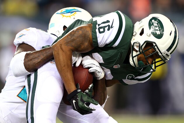 EAST RUTHERFORD, NJ - DECEMBER 01: Percy Harvin #16 of the New York Jets runs the ball in the first half against the Miami Dolphins during their game at MetLife Stadium on December 1, 2014 in East Rutherford, New Jersey. (Photo by Elsa/Getty Images) EAST RUTHERFORD, NJ - DECEMBER 01: Percy Harvin #16 of the New York Jets runs the ball in the first half against the Miami Dolphins during their game at MetLife Stadium on December 1, 2014 in East Rutherford, New Jersey. (Photo by Elsa/Getty Images)