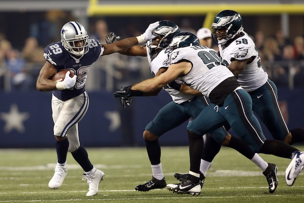 Nov 27, 2014; Arlington, TX, USA;Dallas Cowboys running back DeMarco Murray (29) runs the ball against the Philadelphia Eagles in the third quarter at AT&T Stadium. Philadelphia beat Dallas 33-10. Mandatory Credit: Tim Heitman-USA TODAY Sports Nov 27, 2014; Arlington, TX, USA;Dallas Cowboys running back DeMarco Murray (29) runs the ball against the Philadelphia Eagles in the third quarter at AT&T Stadium. Philadelphia beat Dallas 33-10. Mandatory Credit: Tim Heitman-USA TODAY Sports