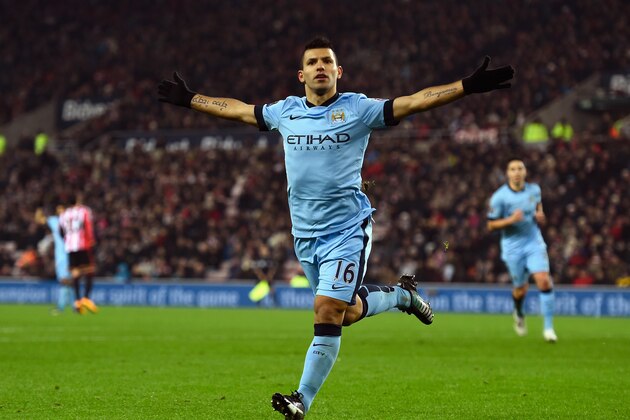 SUNDERLAND, ENGLAND - DECEMBER 03:  Sergio Aguero of Manchester City celebrates after scoring during the Barclays Premier League match between Sunderland and Manchester City at Stadium of Light on December 3, 2014 in Sunderland, England.  (Photo by Mike Hewitt/Getty Images)