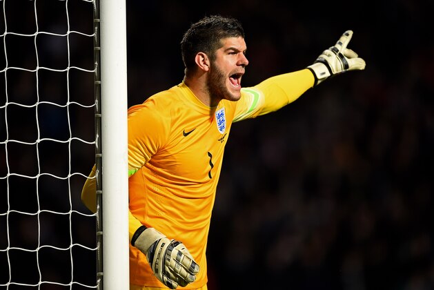 GLASGOW, SCOTLAND - NOVEMBER 18:  Goalkeeper Fraser Forster of England directs his defence during the International Friendly match between Scotland and England at Celtic Park Stadium on November 18, 2014 in Glasgow, Scotland.  (Photo by Shaun Botterill/Getty Images)