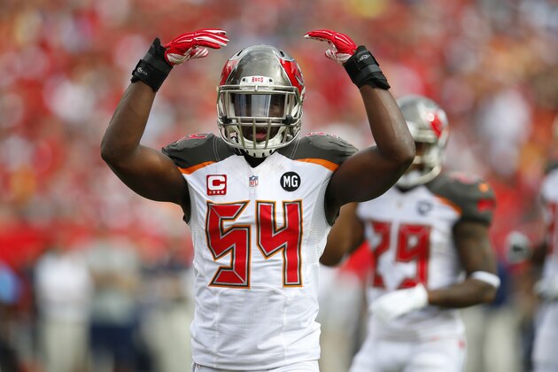 Tampa Bay Buccaneers outside linebacker Lavonte David (54) celebrates with the crowd during an NFL game against the St. Louis Rams at Raymond James Stadium in Tampa, Fla. on Sunday, Sept. 14, 2014. (Jeff Haynes/AP Images for Panini)