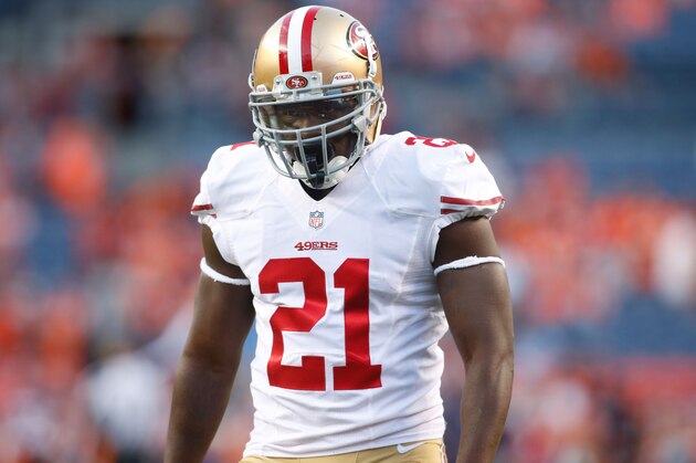 Oct 19, 2014; Denver, CO, USA; San Francisco 49ers running back Frank Gore (21) before the game against the Denver Broncos at Sports Authority Field at Mile High. Mandatory Credit: Chris Humphreys-USA TODAY Sports