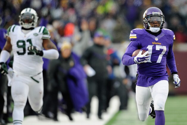 MINNEAPOLIS, MN - DECEMBER 7: Jarius Wright #17 of the Minnesota Vikings carries the ball for a touchdown as Sheldon Richardson #91 gives chase during overtime of the New York Jets  of the game on December 7, 2014 at TCF Bank Stadium in Minneapolis, Minnesota. The Vikings defeated the Jets 30-24. (Photo by Hannah Foslien/Getty Images)