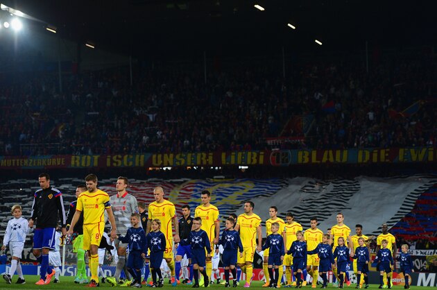BASEL, SWITZERLAND - OCTOBER 01:  Captain Steven Gerrard of Liverpool leads the team out during the UEFA Champions League Group B match between FC Basel 1893 and Liverpool FC at St. Jakob Stadium on October 1, 2014 in Basel, Switzerland.  (Photo by Jamie McDonald/Getty Images)