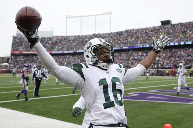 New York Jets wide receiver Percy Harvin (16) celebrates after catching a 35-yard touchdown pass during the first half of an NFL football game against the Minnesota Vikings, Sunday, Dec. 7, 2014, in Minneapolis. (AP Photo/Alex Brandon)