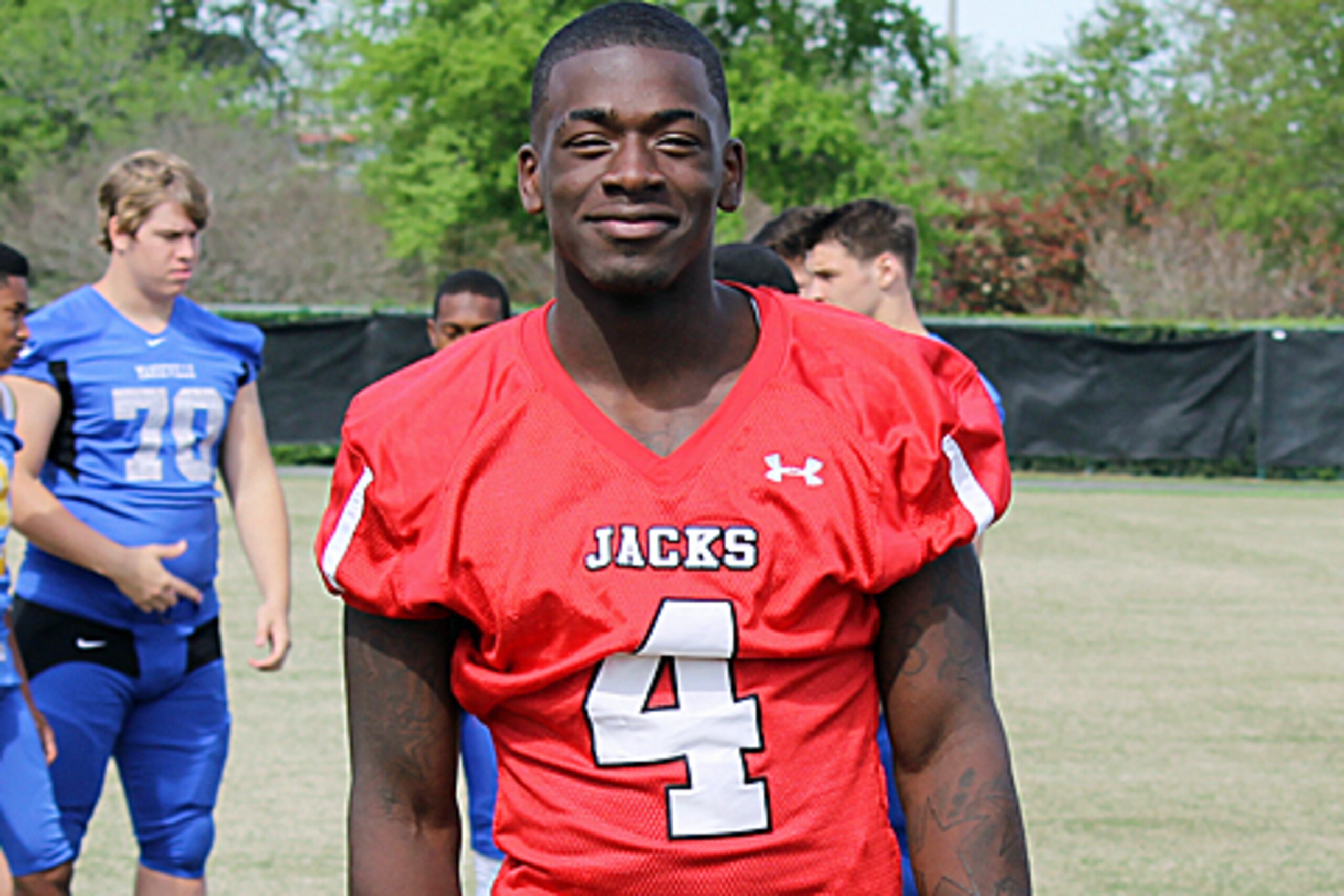 The latest chapter of the rivalry between Alabama and LSU is playing out in the recruitment of 2016 4-star WR Daylon Charlot, who recently decommitted from the Tide and is now seriously considering the Tigers.