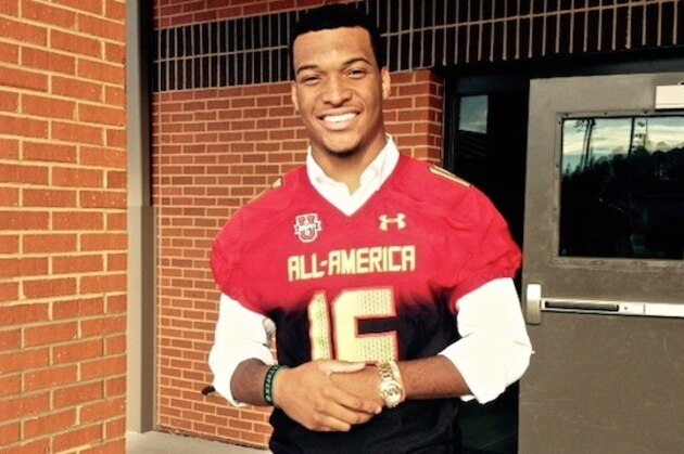 Alabama landed a huge addition to its 2015 class when 4-star LB Adonis Thomas announced his commitment to the Tide on Monday.