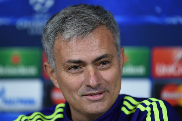 LONDON, ENGLAND - DECEMBER 09:  Manager Jose Mourinho of Chelsea talks to the media during a Chelsea press conference, ahead of the UEFA Champions League Group G match, against Sporting Clube de Portugal at Cobham Training Centre on December 9, 2014 in London, United Kingdom.  (Photo by Paul Gilham/Getty Images)