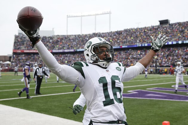 New York Jets wide receiver Percy Harvin (16) celebrates after catching a 35-yard touchdown pass during the first half of an NFL football game against the Minnesota Vikings, Sunday, Dec. 7, 2014, in Minneapolis. (AP Photo/Alex Brandon)