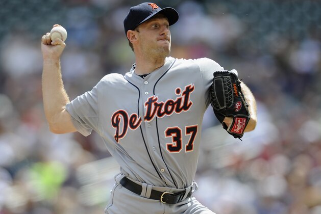 MINNEAPOLIS, MN - AUGUST 24: Max Scherzer #37 of the Detroit Tigers delivers a pitch against the Minnesota Twins during the first inning of the game on August 24, 2014 at Target Field in Minneapolis, Minnesota. (Photo by Hannah Foslien/Getty Images)