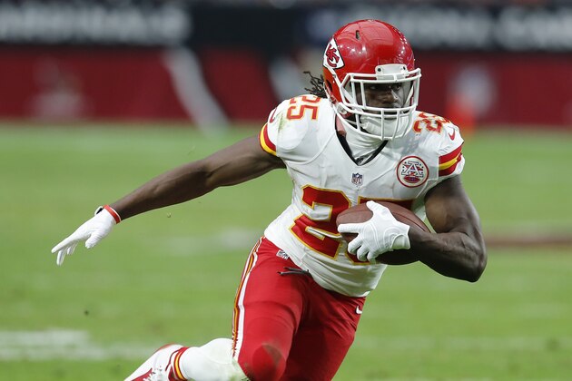 Kansas City Chiefs running back Jamaal Charles (25) during the first quarter of an NFL football game against the Arizona Cardinals, Sunday, Dec. 7, 2014 in Glendale, Ariz. (AP Photo/Rick Scuteri)