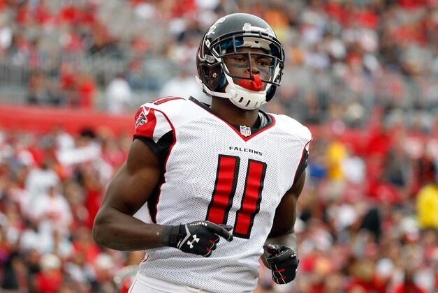 Nov 9, 2014; Tampa, FL, USA; Atlanta Falcons wide receiver Julio Jones (11) against the Tampa Bay Buccaneers during the second quarter at Raymond James Stadium. Mandatory Credit: Kim Klement-USA TODAY Sports
