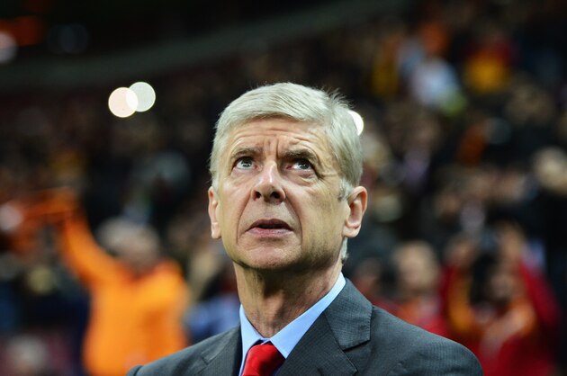 ISTANBUL, TURKEY - DECEMBER 09:  Arsene Wenger manager of Arsenal looks on prior to the UEFA Champions League Group D match between Galatasaray AS and Arsenal FC at Ali Sami Yen Arena on December 9, 2014 in Istanbul, Turkey.  (Photo by Jamie McDonald/Getty Images)