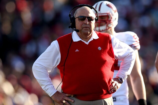 PASADENA, CA - JANUARY 01:  Interim head coach Barry Alvarez looks on in the first half against the Stanford Cardinal in the 99th Rose Bowl Game Presented by Vizio on January 1, 2013 at the Rose Bowl in Pasadena, California.  (Photo by Stephen Dunn/Getty Images)