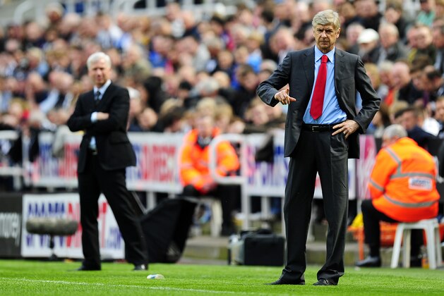 NEWCASTLE UPON TYNE, ENGLAND - MAY 19:  Managers Arsene Wenger (R) of Arsenal and Alan Pardew of Newcastle look on before the Barclays Premier League match between Newcastle United and Arsenal at St James' Park on May 19, 2013 in Newcastle upon Tyne, England.  (Photo by Stu Forster/Getty Images)