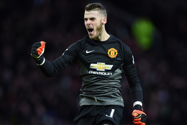 MANCHESTER, ENGLAND - DECEMBER 14:  David De Gea of Manchester United celebrates during the Barclays Premier League match between Manchester United and Liverpool at Old Trafford on December 14, 2014 in Manchester, England.  (Photo by Shaun Botterill/Getty Images)