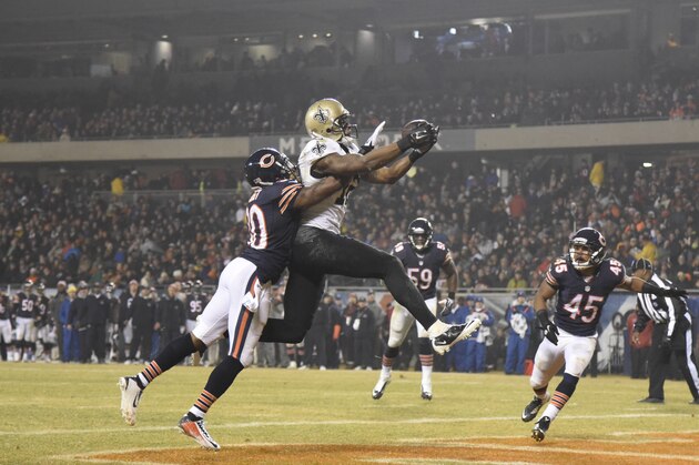 CHICAGO, IL - DECEMBER 15: Marques Colston #12 of the New Orleans Saints catches a touchdown in front of Demontre Hurst #30 of the Chicago Bears during the second quarter on December 15, 2014 at Soldier Field in Chicago, Illinois.   (Photo by David Banks/Getty Images)