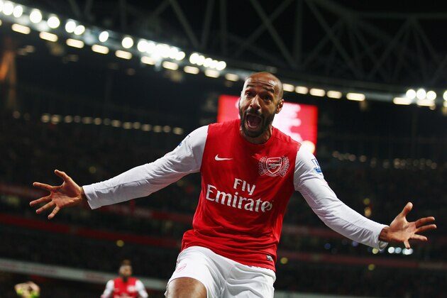 LONDON, ENGLAND - JANUARY 09:  Thierry Henry of Arsenal celebrates scoring during the FA Cup Third Round match between Arsenal and Leeds United at the Emirates Stadium on January 9, 2012 in London, England.  (Photo by Clive Mason/Getty Images)