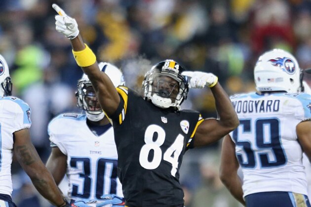 NASHVILLE, TN - NOVEMBER 17:  Antonio Brown