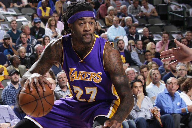 DALLAS, TX - NOVEMBER 21: Jordan Hill