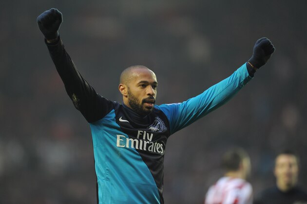 SUNDERLAND, ENGLAND - FEBRUARY 11:  Thierry Henry of Arsenal celebrates winning the Barclays Premier League match between Sunderland and Arsenal at the Stadium of Light on February 11, 2012 in Sunderland, England.  (Photo by Michael Regan/Getty Images)